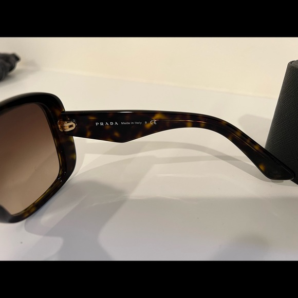Vintage Prada Sunglasses - Picture 2 of 10